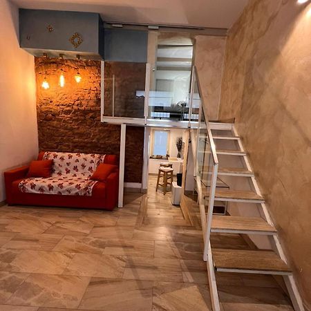 Da Marieddu Appartamento Indipendente In Centro Citta 卡塔尼亚 外观 照片