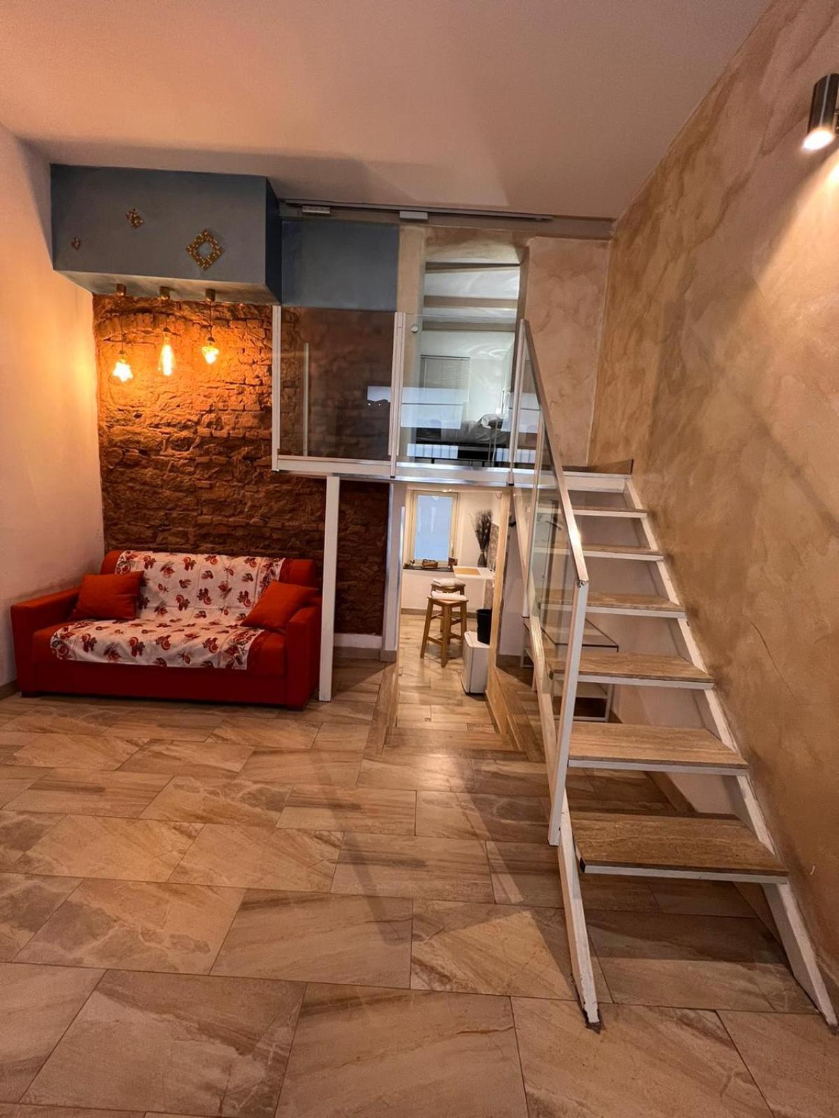 Da Marieddu Appartamento Indipendente In Centro Citta 卡塔尼亚 外观 照片