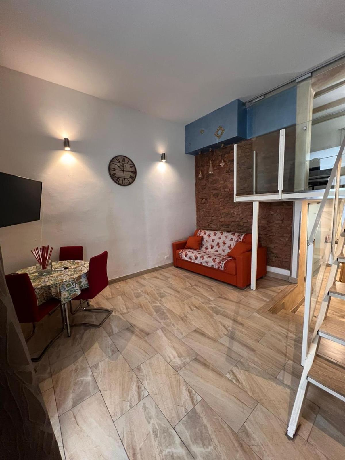Da Marieddu Appartamento Indipendente In Centro Citta 卡塔尼亚 外观 照片